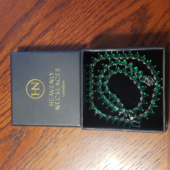 TENNIS NECKLACE BY HEAVENLY LONDON - Picture 7 of 7